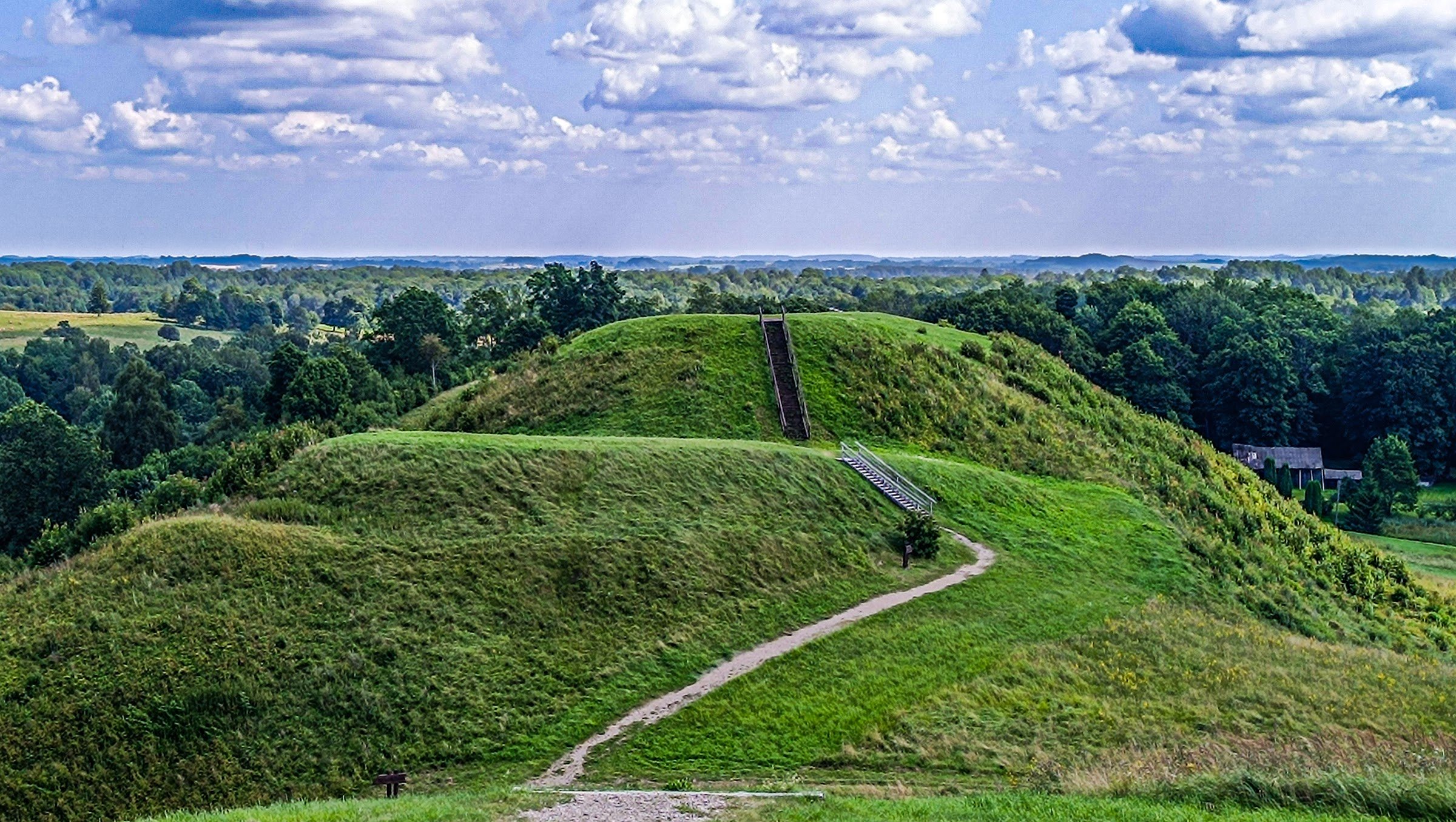 Medvėgalio Hill (Medvėgalio piliakalnis)